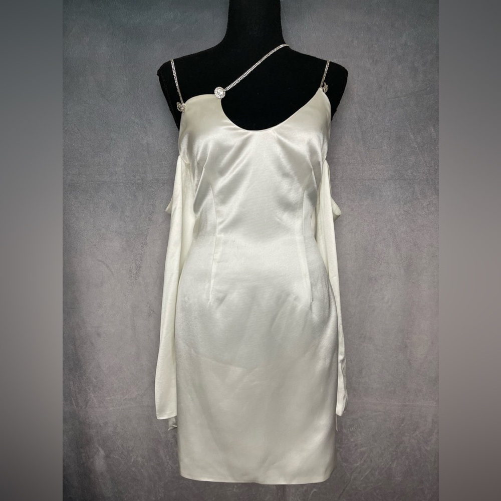 NANA JACQUELINE Alissa Cold Shoulder Dress White size medium - Picture 1 of 12